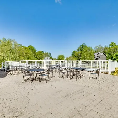 Cozy Cottage In Taylorsville Hot Tub And Lake Views